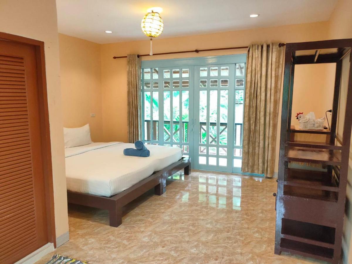 Banana Beach Resort Ko Lanta Exterior foto
